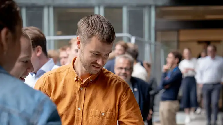 Jacob-medarbejder-i-em